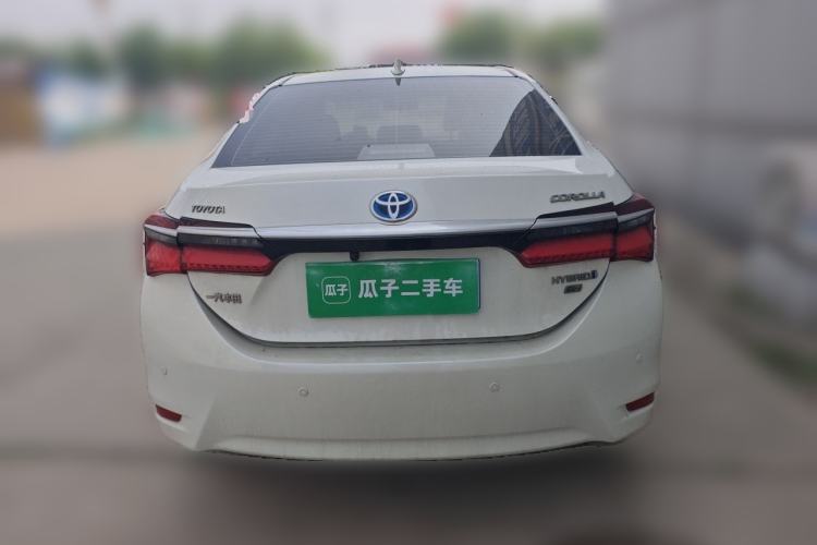 Used Toyota Corolla 2016 Dual-Engine 1.8L E-CVT Elite Edition
