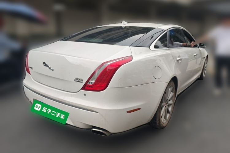 Used Jaguar XJ 2014 XJL 3.0 SC Four-Wheel Drive Panoramic Business Edition
