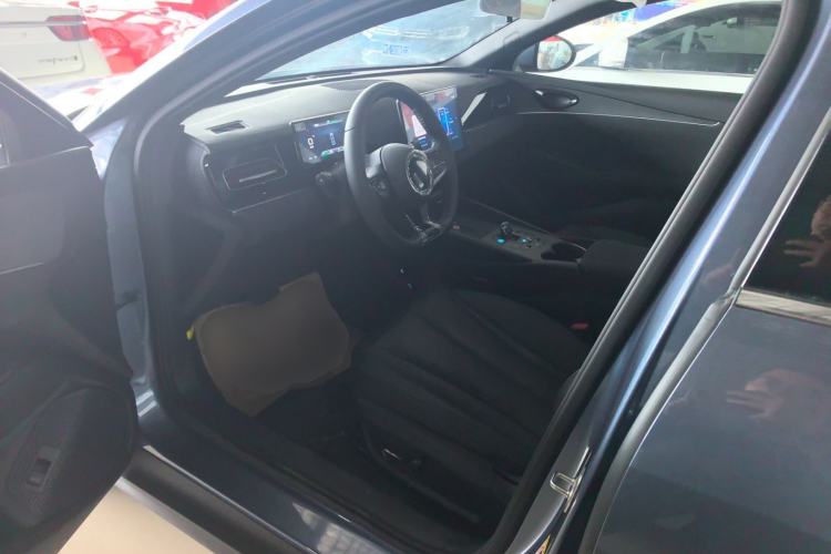 Used BYD Seal 06 New Energy 2024 DM-i 80KM Prestige Model Driver Seat