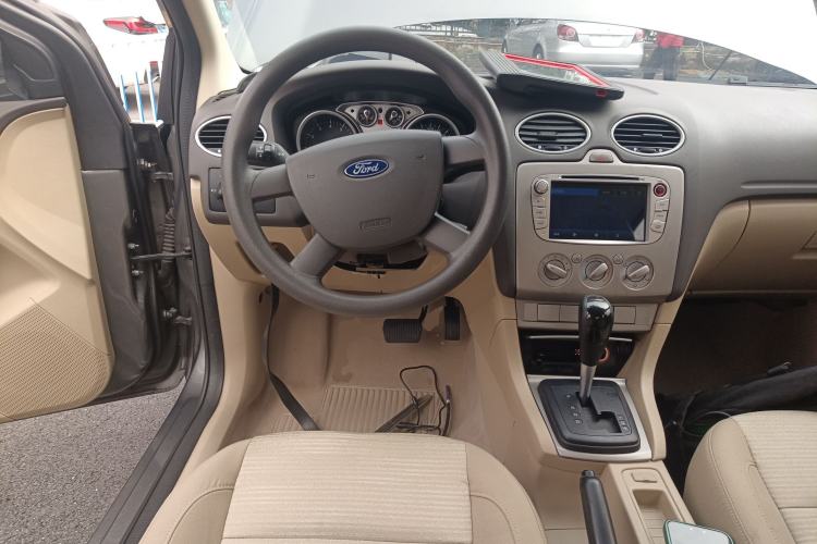 Used Ford Focus 2013 Sedan Classic 1.8L Automatic Base Model