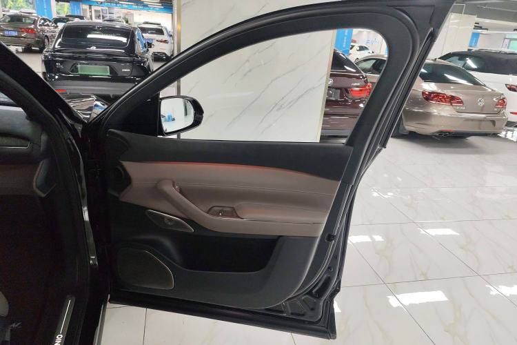 Used Nio ES7 2024 100kWh Signature Edition
