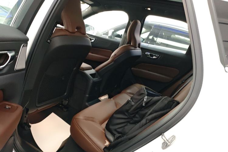 Used Volvo XC60 New Energy 2024 T8 Plug-in Hybrid Long-Range All-Wheel Drive Smart Luxury Edition