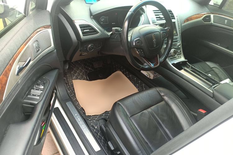 Used Lincoln MKZ 2017 2.0T Luxury Edition
