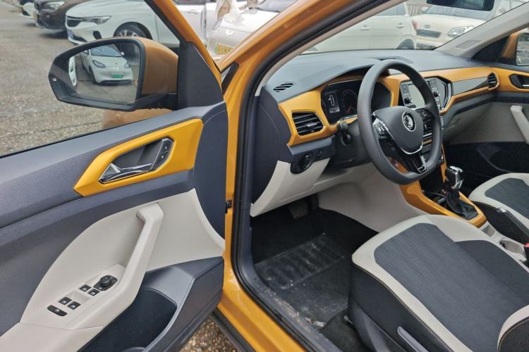 Used Volkswagen T-Cross 2019 1.5L Automatic Comfort Edition Driver Seat