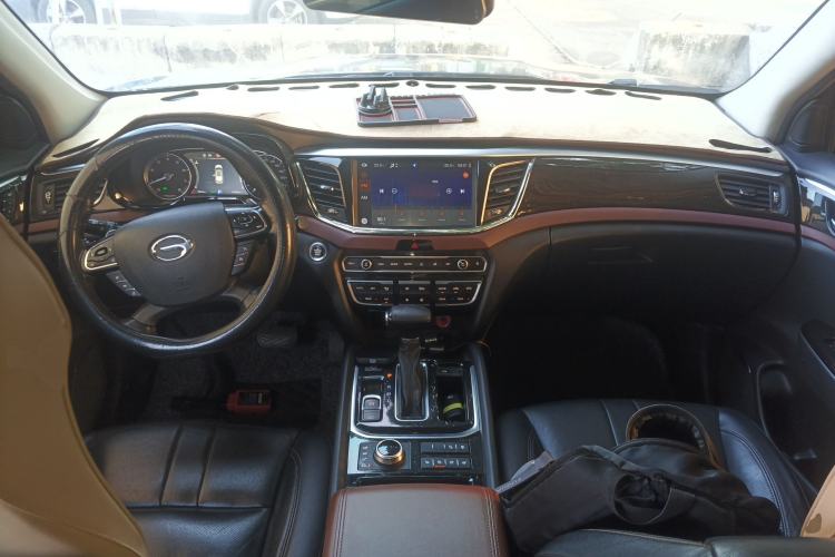 Used GAC Trumpchi GS8 2017 320T Four-Wheel Drive Luxury Smart Connectivity Version (7 Seats)
