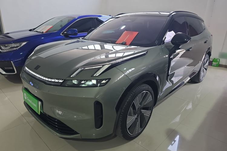 Used Lynk & Co 08 EM-P 2023 220 km Limited-Time Edition