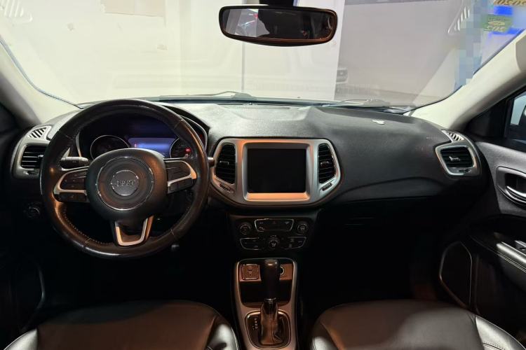 Used Jeep Compass 2017 200T Automatic Family Edition