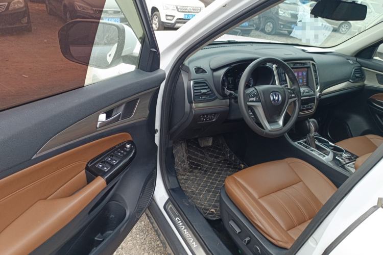 Used Changan CS95 2017 2.0T Two-Wheel Drive Zhitu Edition