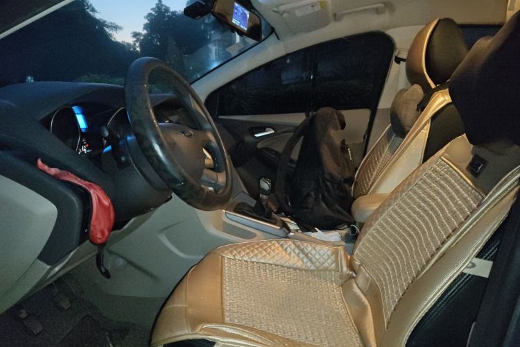 Used Ford Focus 2012 Sedan 1.6L Manual Comfort Model Left Front Seat