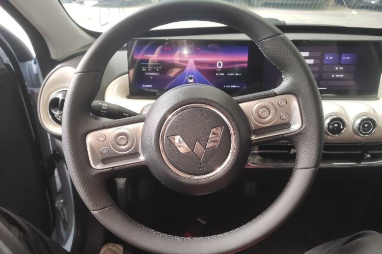 Used Wuling Bingo 2023 410 km Lingxi Deluxe Edition