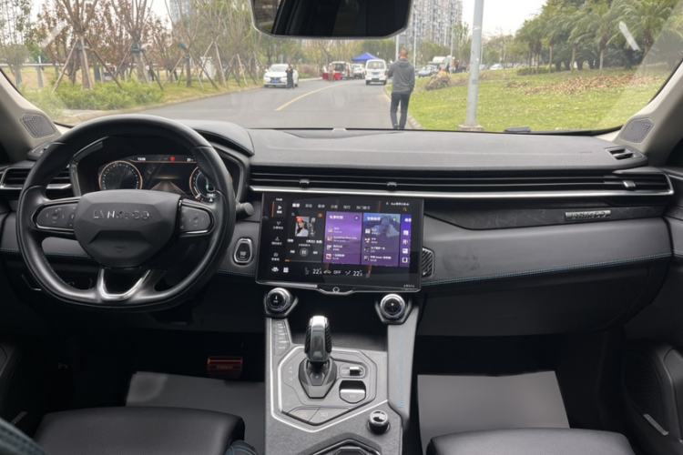 Used Lynk & Co 05 2020 2.0TD Two-Wheel Drive Shine Halo