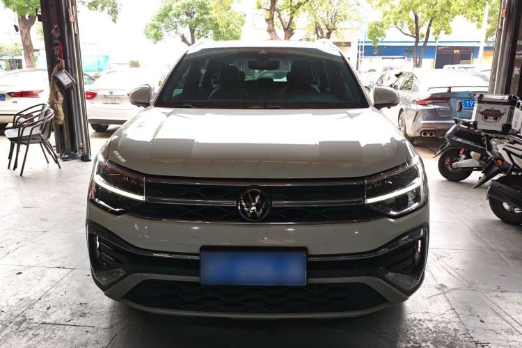 Used Volkswagen Tharu 2023 300TSI Two-Wheel-Drive Full Moon Edition