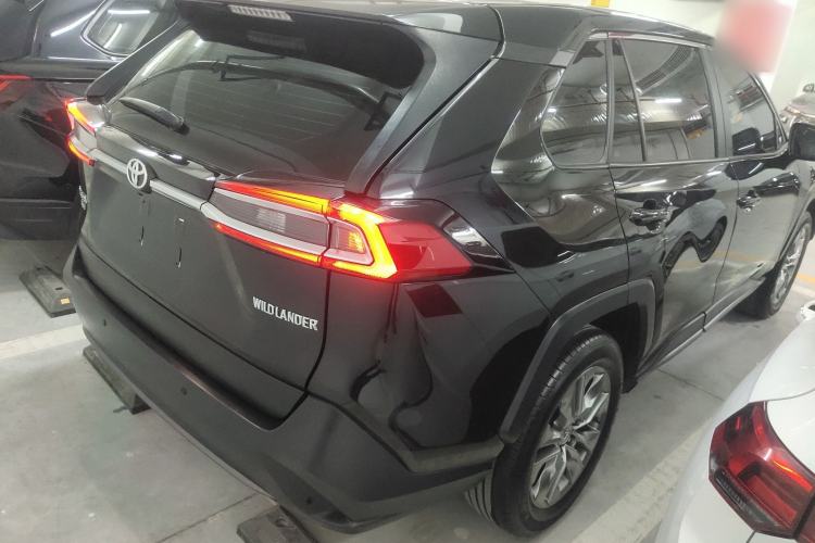 Used Toyota Wildlander 2023 2.0L CVT Two-Wheel Drive Leading Edition