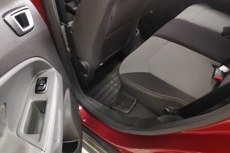 Used Ford EcoSport 2013 1.5L Automatic Fashion Model