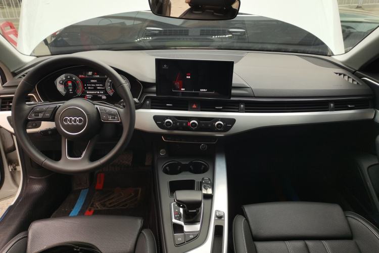 Used Audi A4L 2024 40 TFSI Fashion Dynamic Model
