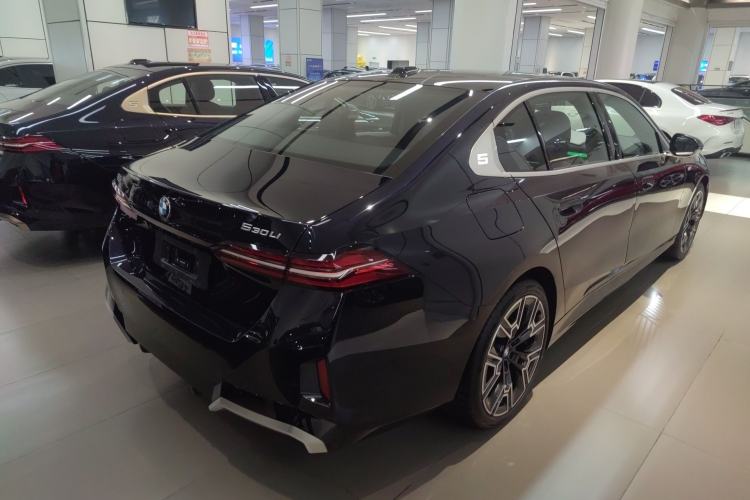 Used BMW 5 Series 2025 530Li Luxury Edition M Sport Package Rear Right 45 Deg