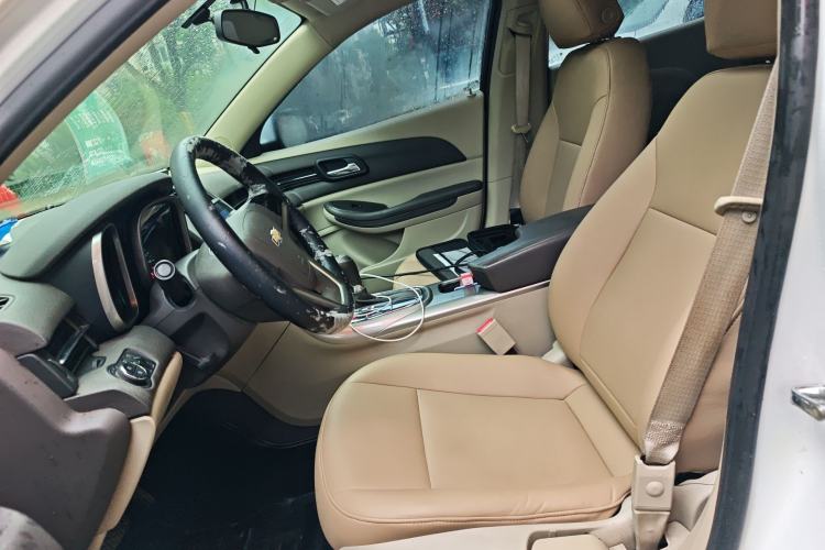 Used Chevrolet Malibu 2014 2.0L Automatic Comfort Edition Left Front Seat