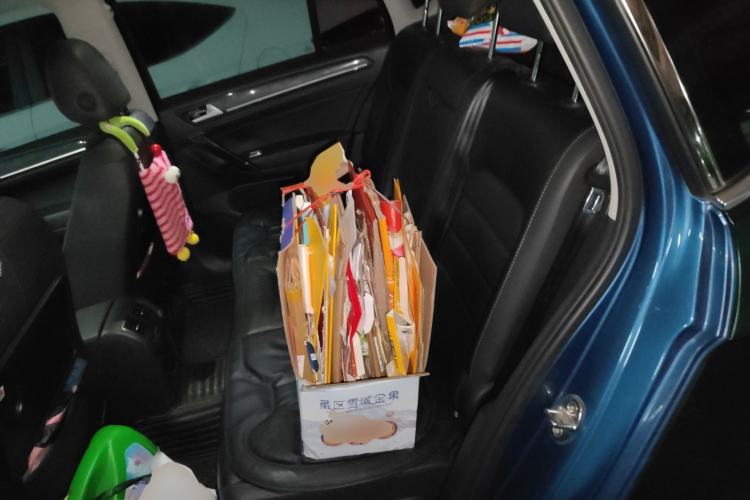 Used Volkswagen Golf Sportsvan 2016 230TSI Automatic Luxury Version
