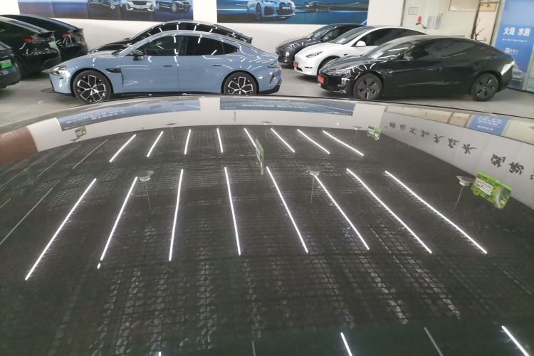 Used Volvo EX30 2025 Rear-Drive Long-Range Version Ultra
