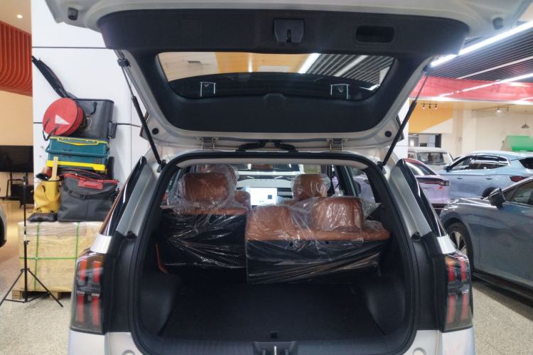 Used AION V 2024 Aion Tyrannosaurus 520 Smart Luxury Edition