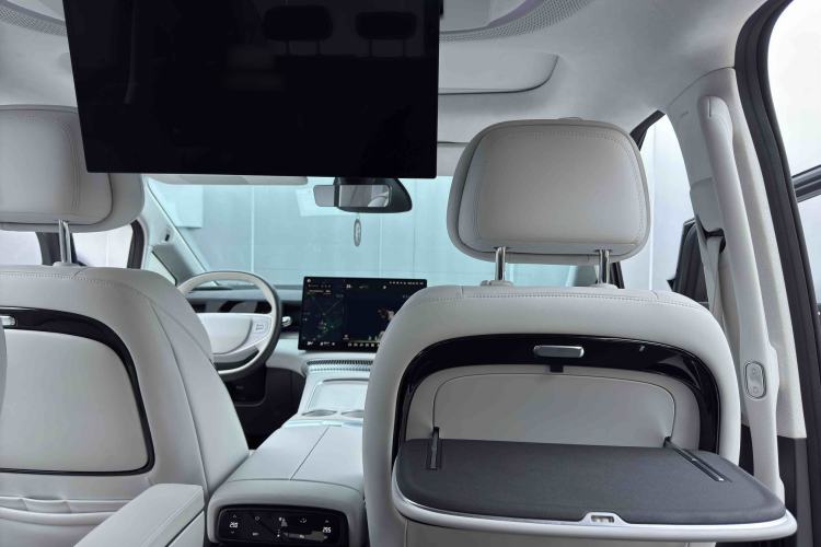 Used XPeng X9 2024 702 Ultra-Long Range Max