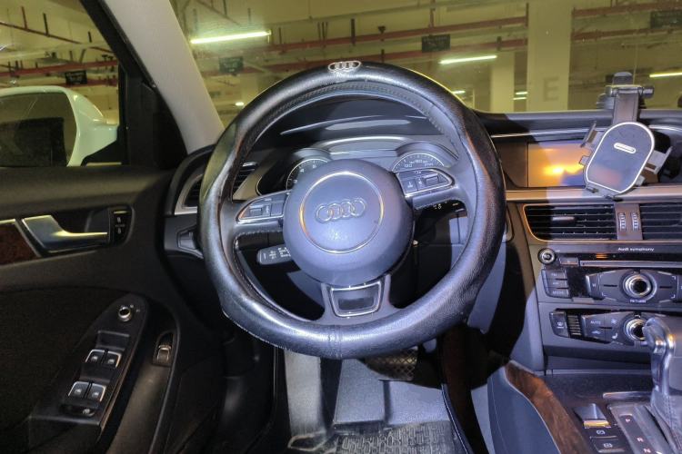 Used Audi A4L 2013 35 TFSI Automatic Comfort Model