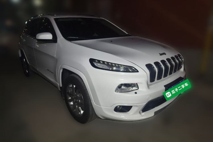 Used Jeep Cherokee 2017 2.4L Professional Smart Edition
