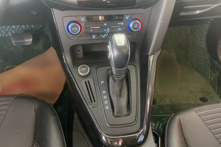 Used Ford Focus 2017 Hatchback 1.6L Automatic Fashion Edition Smart Drive Version