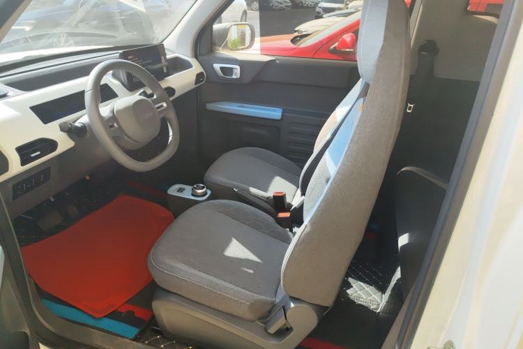 Used Geely Galaxy Panda 2024 Panda Mini 200km Endurance Bear Left Front Seat