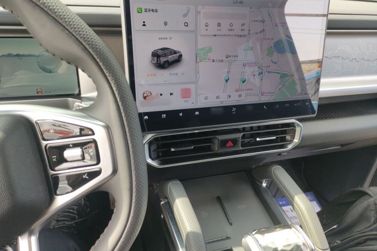 Used JETOUR Traveler 2023 1.5T Two-Wheel Drive Discovery PRO Center Console