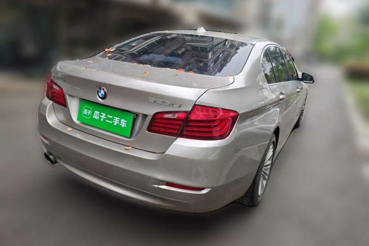 Used BMW 5 Series 2014 525Li Leading Model Rear Right 45 Deg