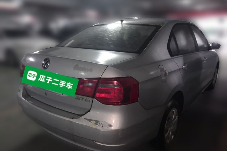 Used Volkswagen Jetta 2015 1.6L Manual Fashion Edition Rear Right 45 Deg