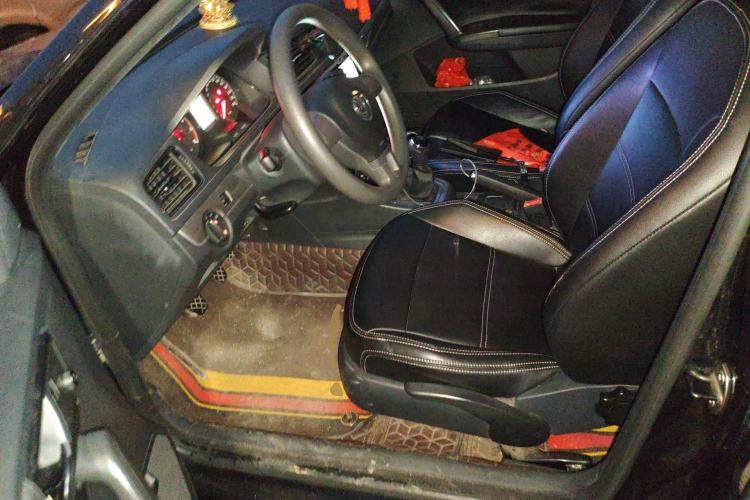 Used Volkswagen Lavida 2013 Revised Classic 1.6L Manual Fashion Edition
