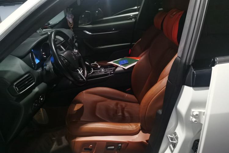 Used Maserati Levante 2016 3.0T Standard Edition Left Front Seat