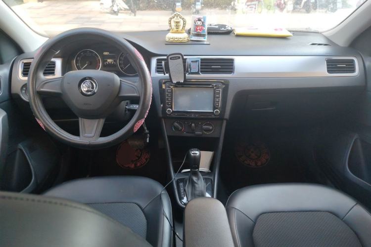 Used Skoda Rapid Spaceback 2014 1.6L Automatic Enjoyment Edition
