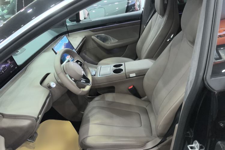 Used Hima Luxeed R7 2024 All-Electric 802 km Max Left Front Seat