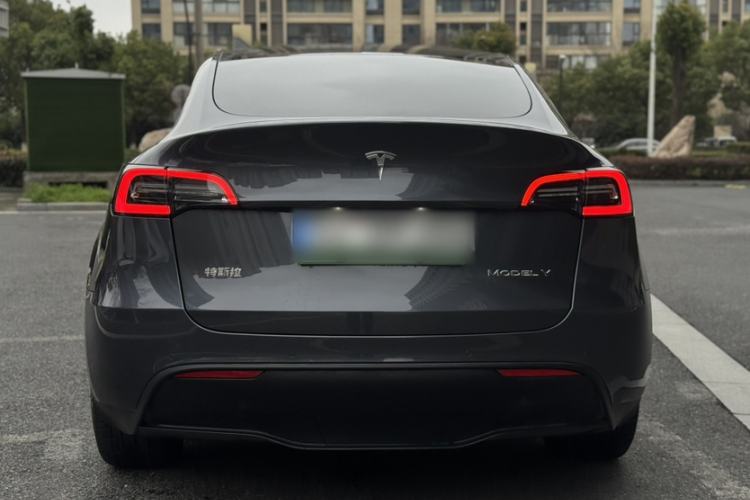 Used Tesla Model Y 2021 Long-Range All-Wheel-Drive Version