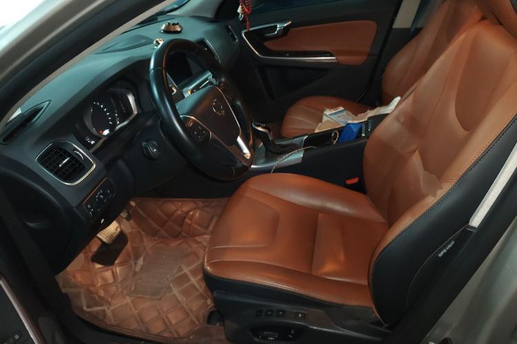 Used Volvo S60 2018 S60L T4 Smart & Ambitious Edition
