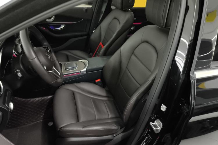 Used Mercedes-Benz GLC 2022 Second Facelift GLC 260 L 4MATIC Luxury Edition Left Front Seat