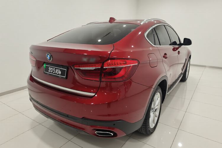 Used BMW X6 2017 xDrive35i Leading Model Rear Right 45 Deg