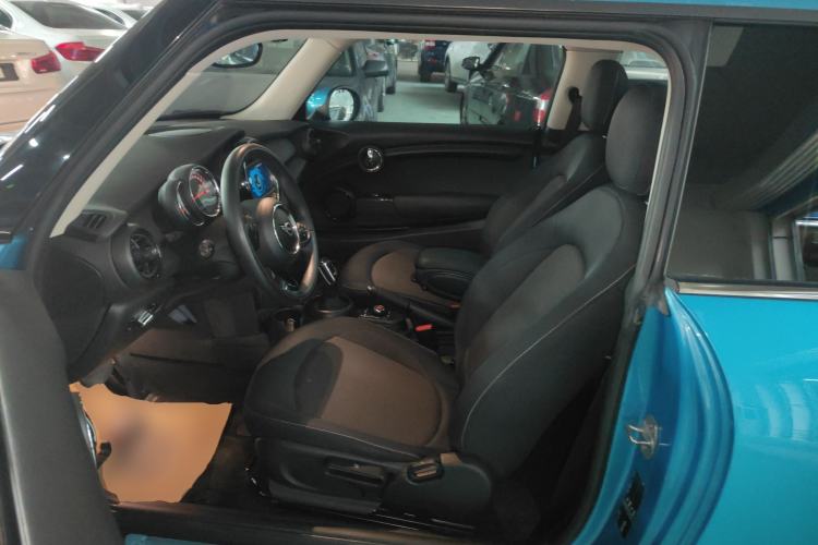 Used MINI 2018 1.5T ONE
