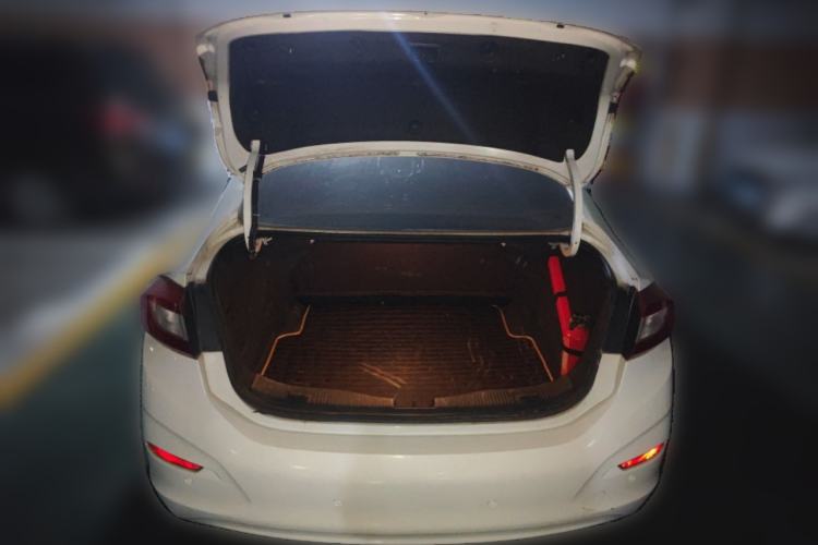 Used Chevrolet Cruze 2018 Revised Version 320 Automatic Pioneer Edition Trunk