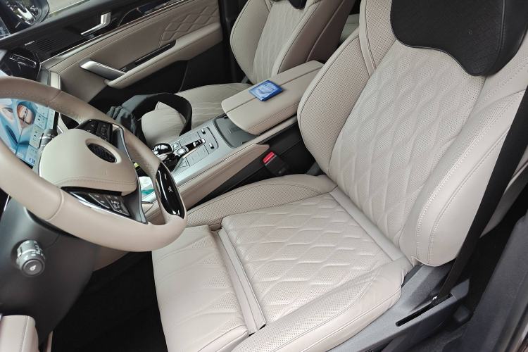 Used BYD Tang New Energy 2024 DM-i Glory Edition 112KM Flagship Model Left Front Seat