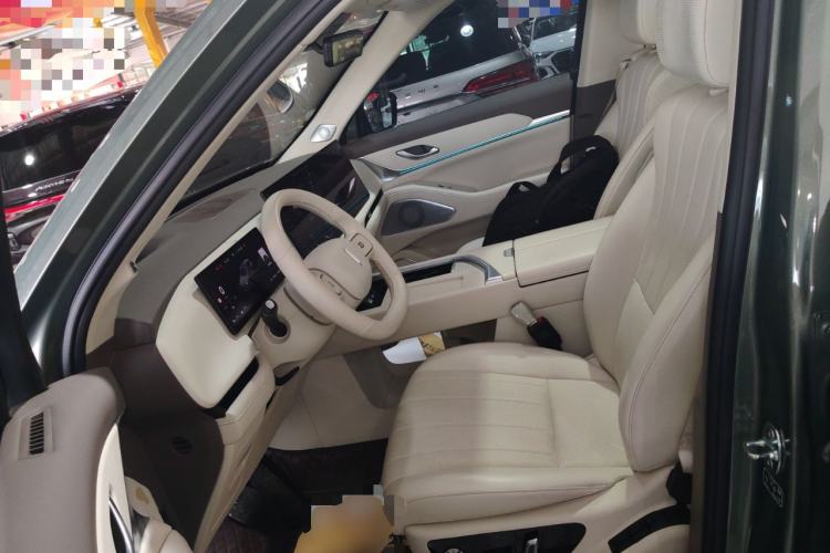 Used Wey Lanshan 2025 Four-Wheel Drive Max
