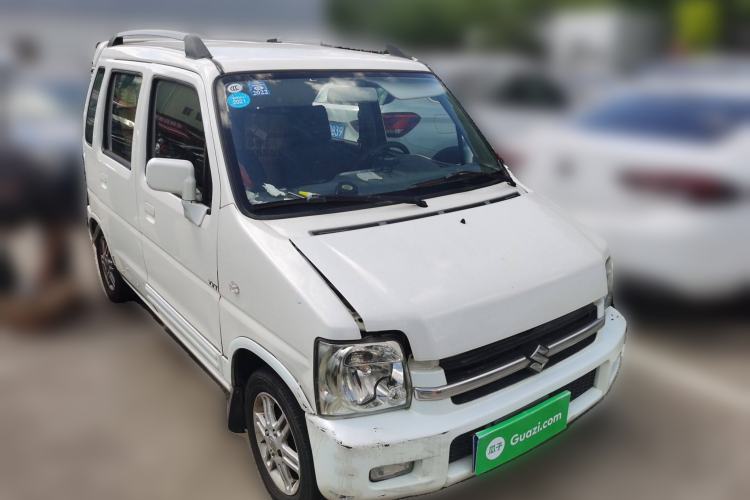 Used Suzuki Wagon R 2015 1.4L Manual All-Around Upgrade Version
