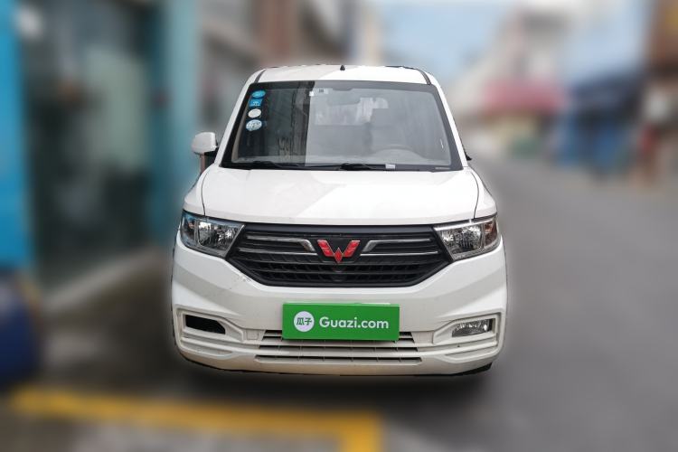Used Wuling Hongguang V 2019 1.5L Enjoyment Version China VI LAR