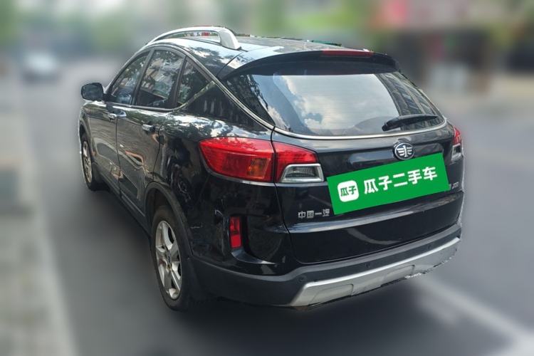 Used Bestune X80 2013 2.0L automatic comfort version
