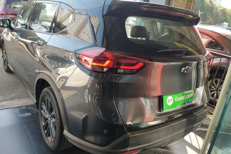 Used Chevrolet Orlando 2020 Light Hybrid Redline 530T Automatic Enjoyment Edition (5+2 Models)