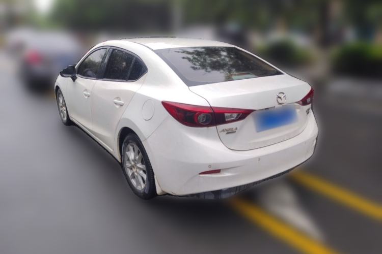 Used Mazda 3 Axela 2017 Sedan 1.5L Automatic Luxury Model Emission Standard China V
