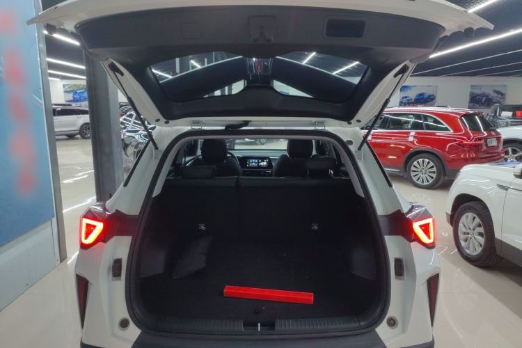 Used GAC Trumpchi GS3 2025 Shadow Speed 270T Enjoyment Edition Soaring to New Heights Trunk